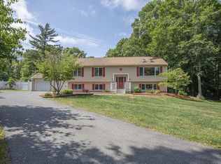 5 Lang St, Lakeville, MA 02347