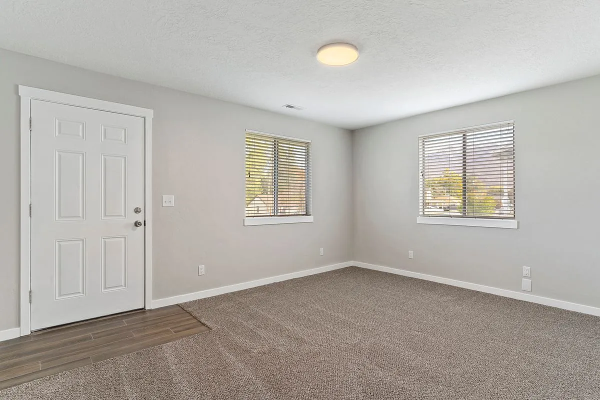 2 bed, 1.0 bath, 754 sqft, $1,500 — Photo 3