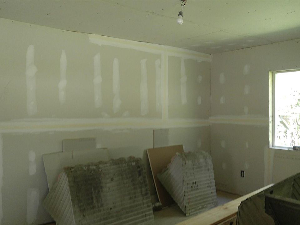 2nd image of 1411 Butler St