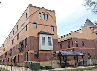 170 N Marion St #9, Oak Park, IL 60302