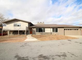 2118 Wildwood Dr, Colorado Springs, CO 80918