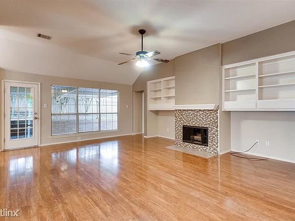 5th image of 506 Pleasant Valley Dr