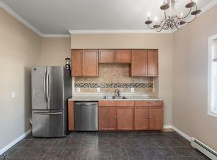 19 E Somerset St FLOOR 1, Raritan, NJ 08869