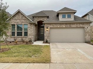 601 Hummingbird Dr, Celina, TX 75009