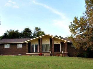 1121 W College Ave, Harrison, AR 72601