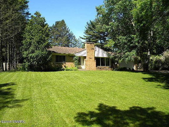 2nd image of 2134 Clover Dr NW