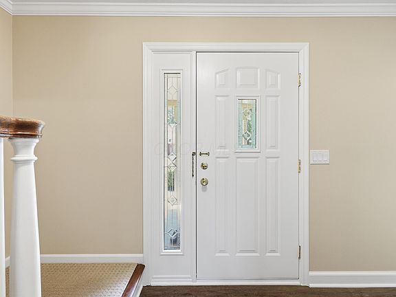 4th image of 1658 Scottsdale Ave