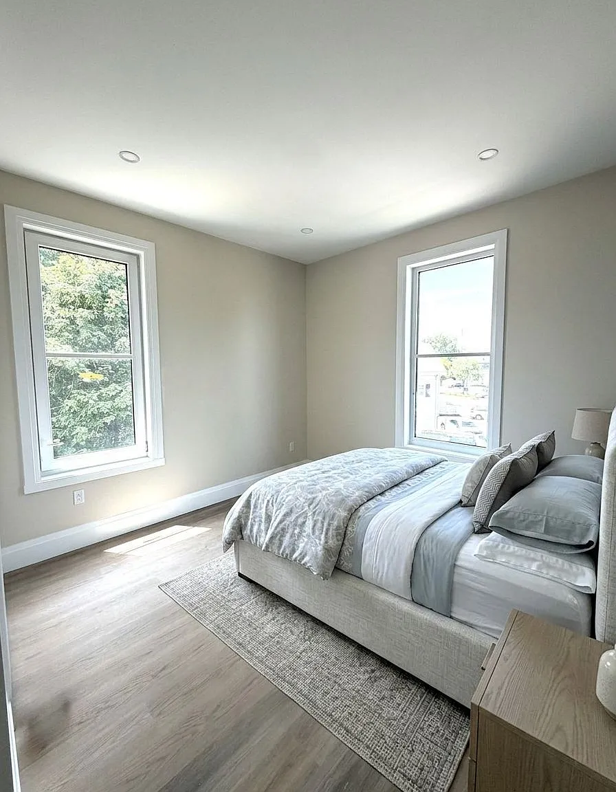 3 bed, 1100 sqft, $3,900 — Photo 4