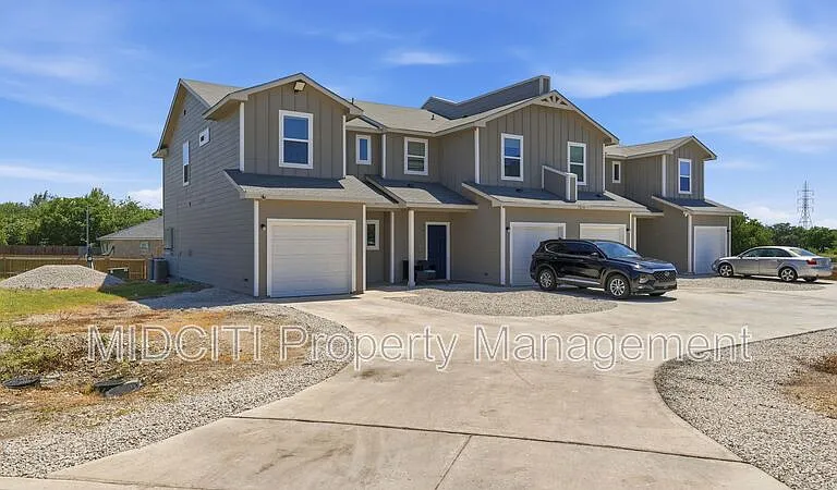 7210 John Palmer Dr #101 — Photo 2