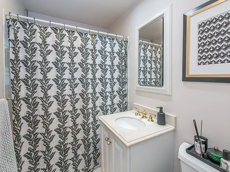 39 Harrison Ave #9 — Photo 4