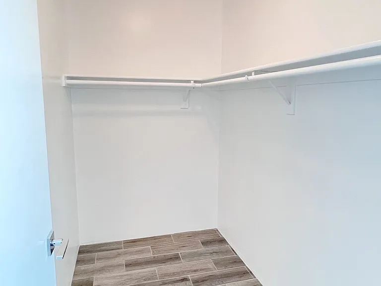 3234 N 38th St #7 — Photo 32