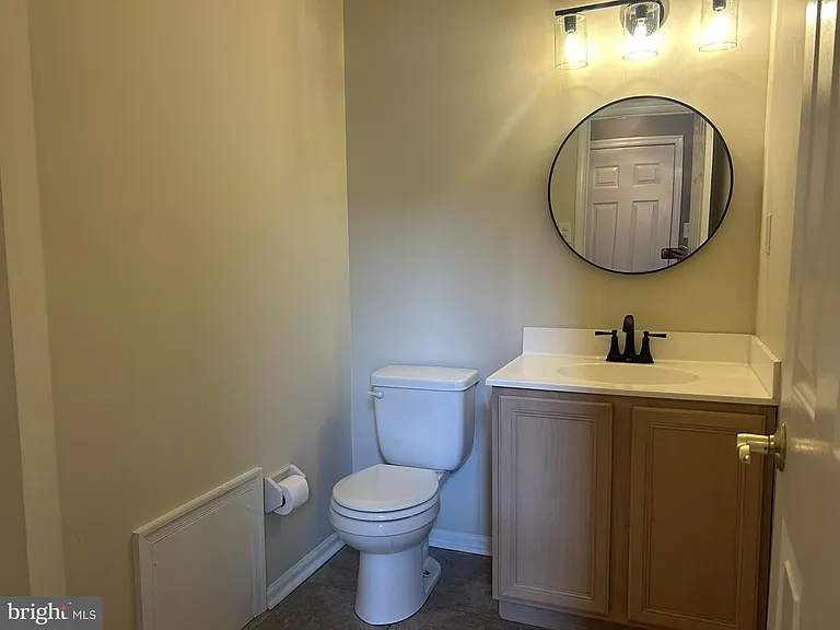 2016 Greenes Way Cir — Photo 21