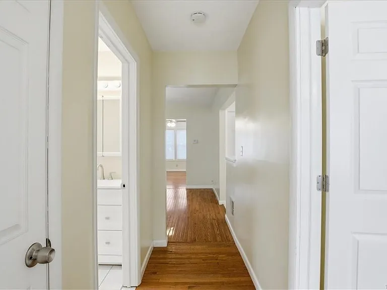 315 Crestwood Ave #2 — Photo 11