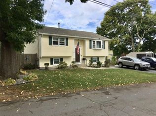 81 Longmeadow Ave, Warwick, RI 02889