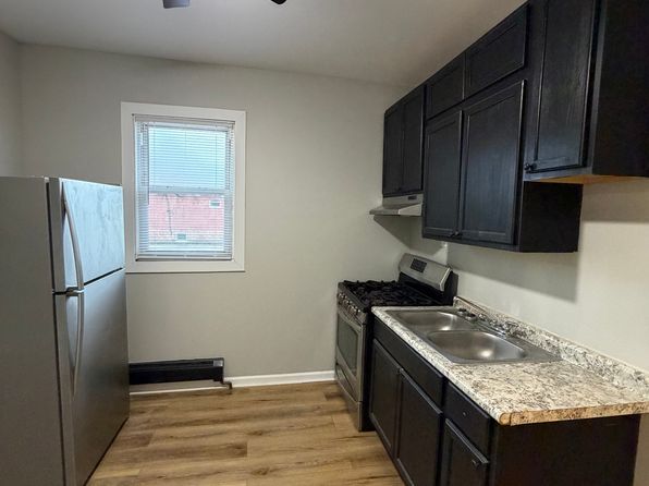 4912 Melville Ave #2UPPER