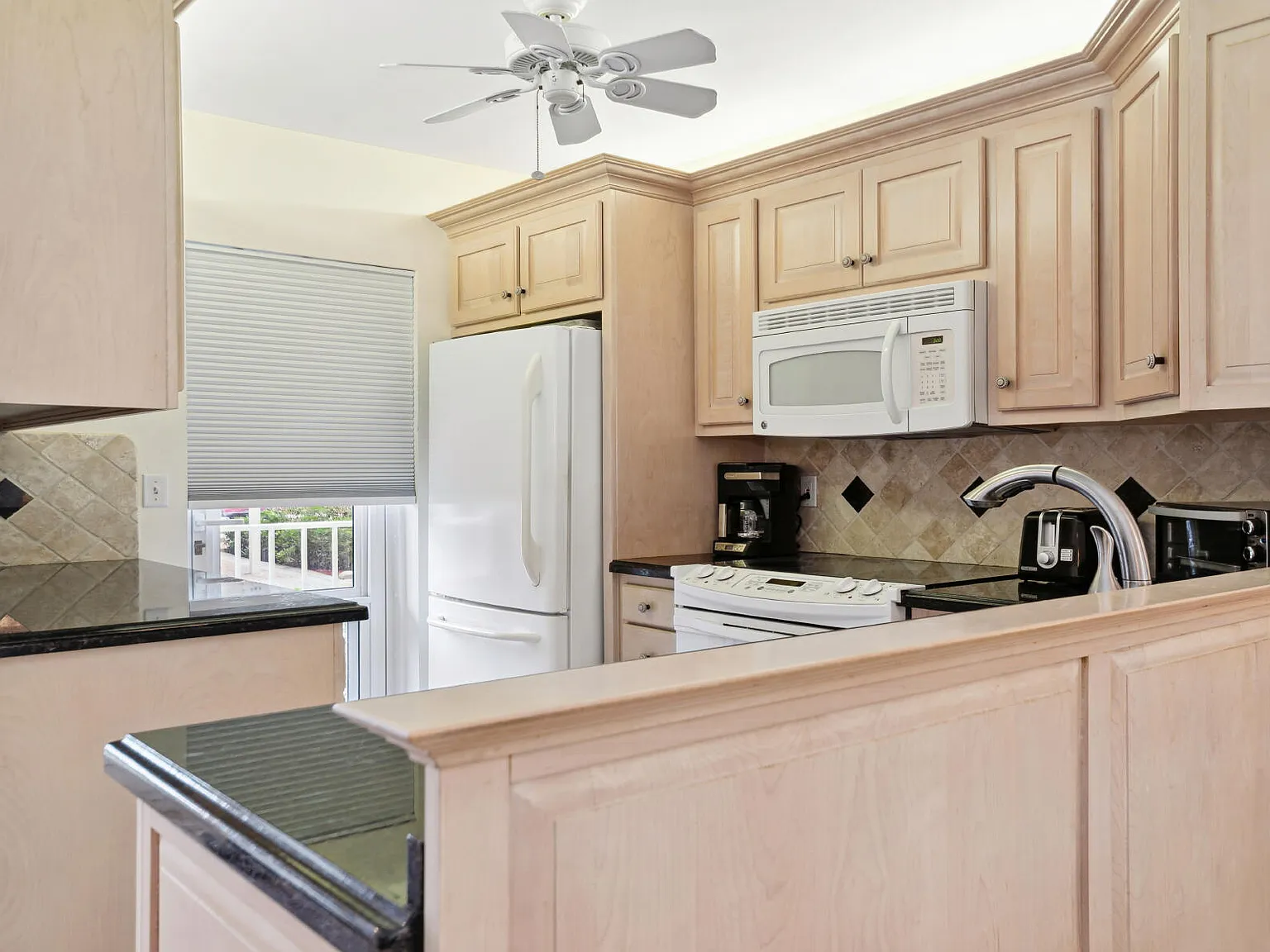 Penthouse Highlands — Photo 4