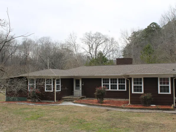 1390 W Schmitt Rd, Rossville, GA 30741