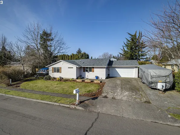 2221 SW Indian Mary Ct, Troutdale, OR 97060