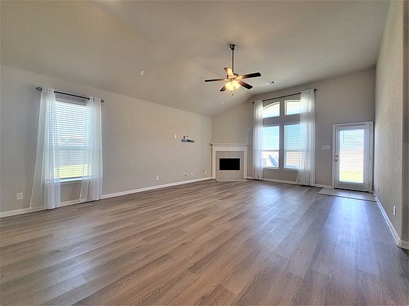 living room_10032022