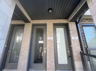 713 Lawrence Ave W #10, Toronto, ON
