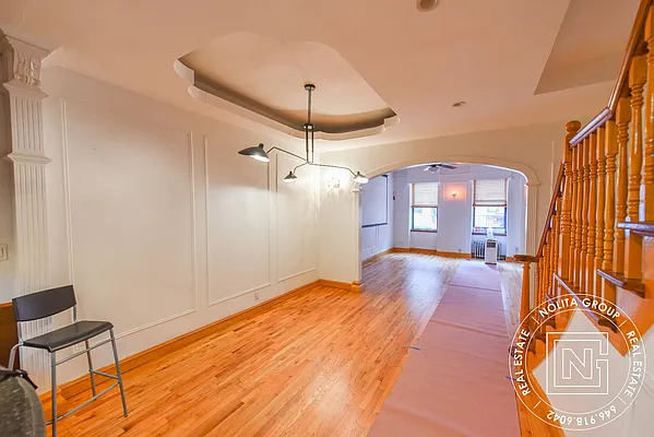 Rented by Nolita Group | media 18