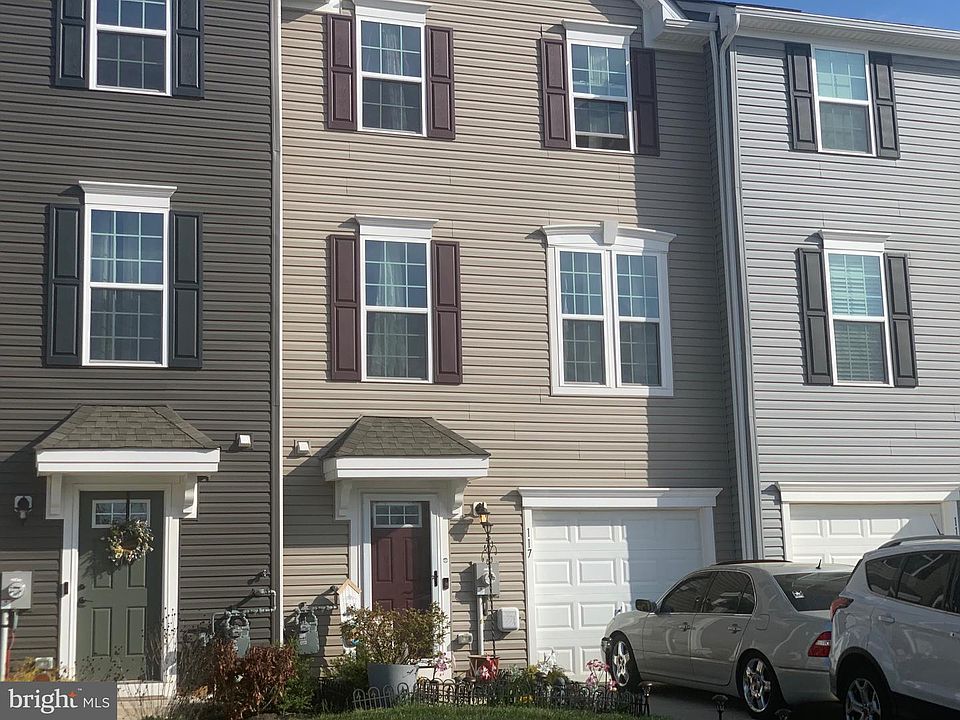 1st image of 117 Plaza Dr