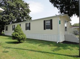 55 Madge Dr, Lancaster, PA