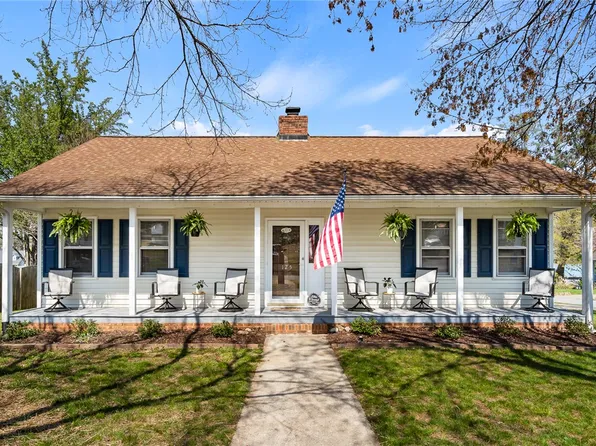 125 Court Dr, Easley, SC 29642