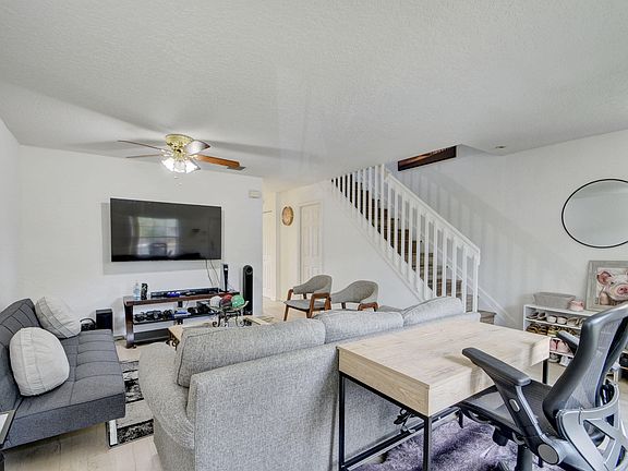 3rd image of 798 Summit Lake Drive Drive