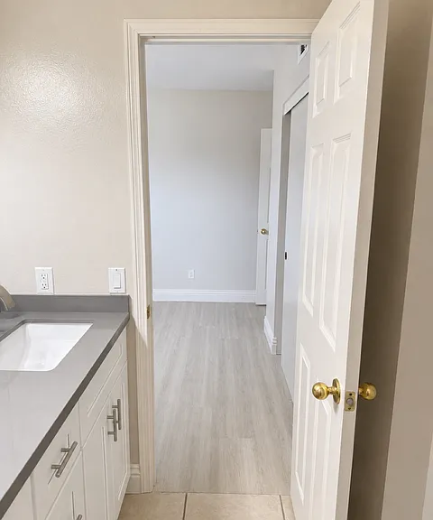 25 Pemberly — Photo 16