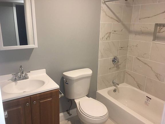 4th image of 3215 Washington St #10571273