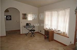 5th image of 8390 Lori Marie Cir