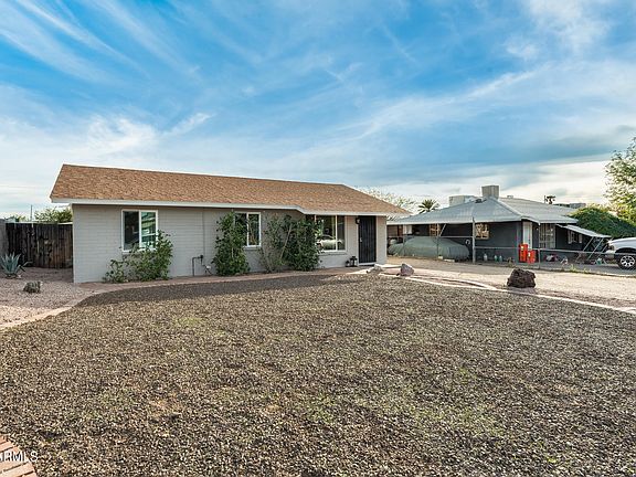 3rd image of 1239 E Sunnyslope Ln