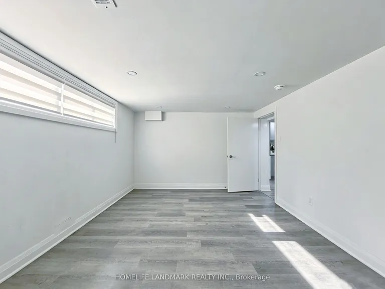 181 Maple Ave #LOWER — Photo 8