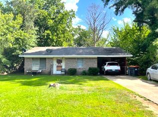 1830 Cedar St, Paris, TX 75460