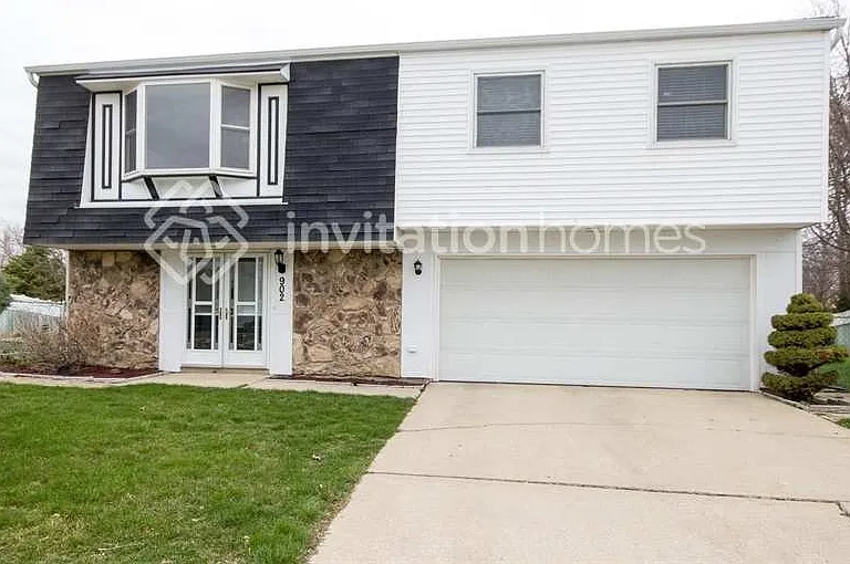 902 Natoma Ct — Photo 1