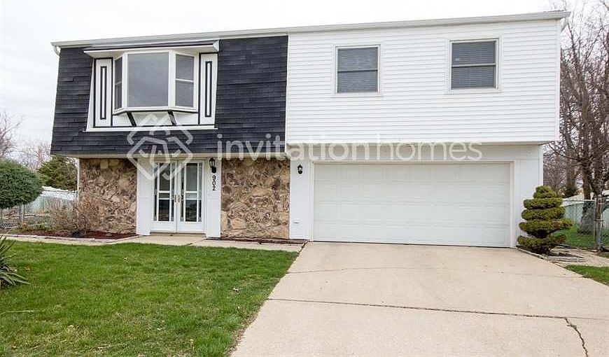 1st image of 902 Natoma Ct