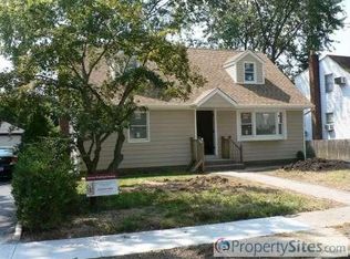 132 Berry St, Valley Stream, NY 11580