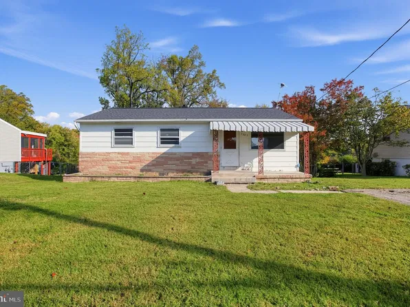 1302 Columbia Rd, Woodbridge, VA 22191