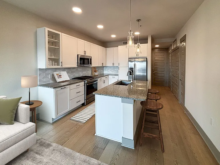 Residences at the Grove — Photo 30