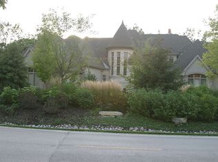 8698 Madison St, Burr Ridge, IL 60527