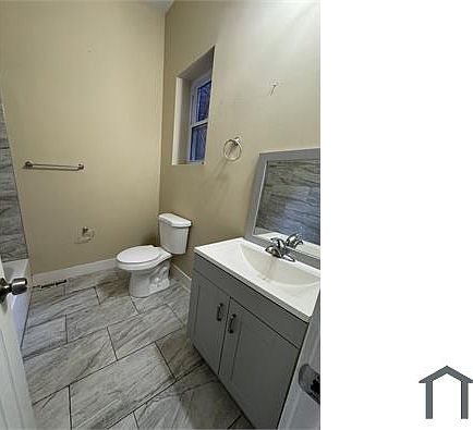 2nd image of 1816 W Girard Ave Floor 3