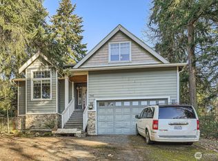 702 SW 358th St, Federal Way, WA 98023