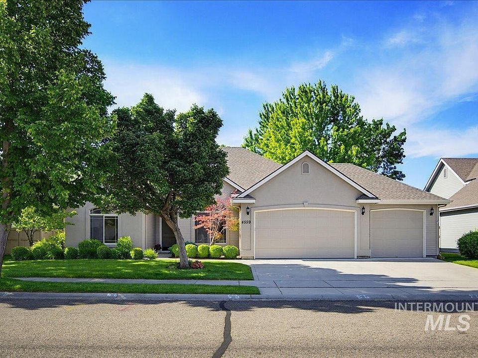 1st image of 4559 W Dawson Dr