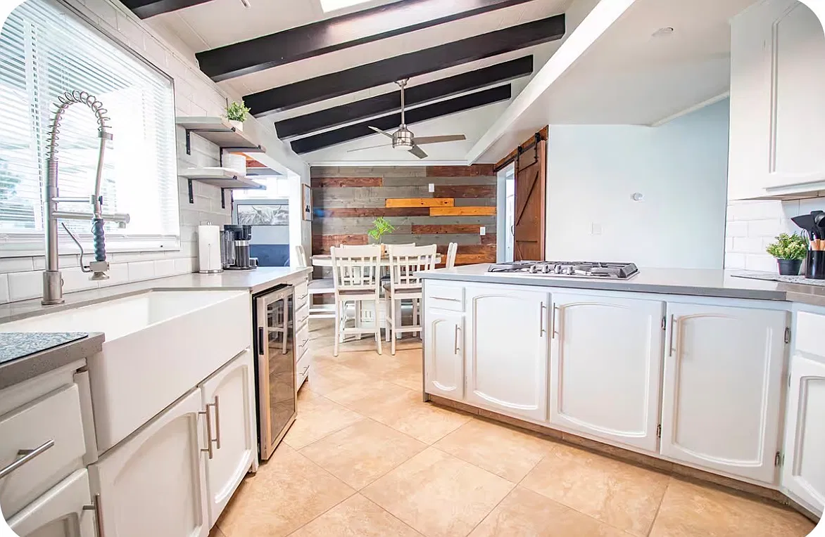 3 bed, 2000 sqft, $900 — Photo 3