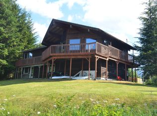 1418 N 14th St, Petersburg, AK 99833