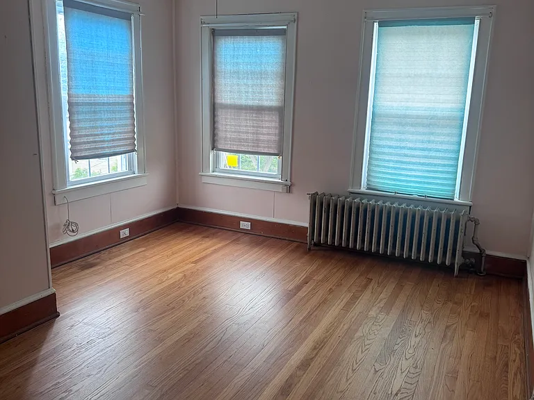 130 Spring Valley St — Photo 10