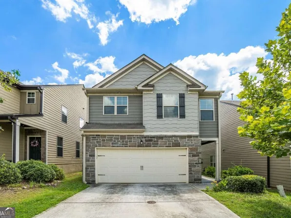 5884 El Segundo Way, College Park, GA 30349
