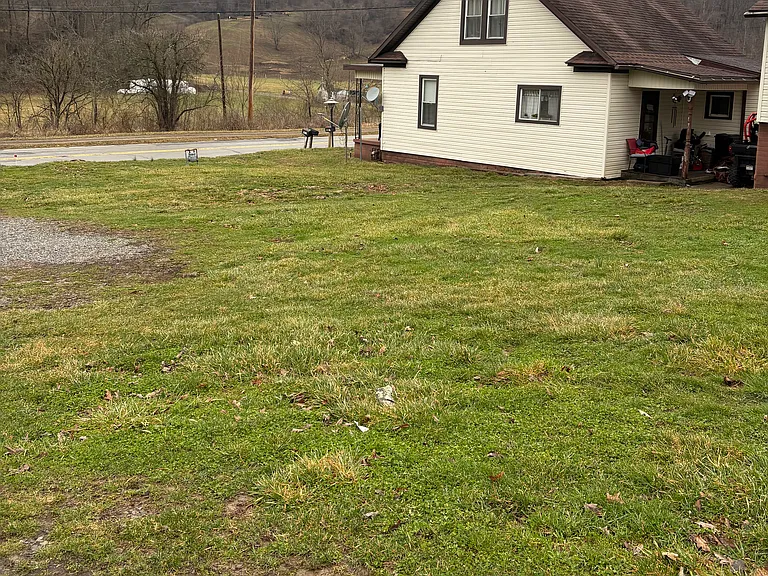 5917 Mount Clare Rd — Photo 1