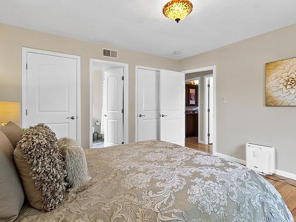 5th image of 1178 Lynn Way